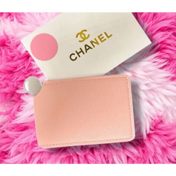 New With Box Light Pink Elegant Embossed Chanel Card Holder/Mirror - Picture 3 of 3